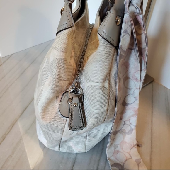 Coach SoHo Lynn Signature Hobo Shoulder Bag - Picture 6 of 15